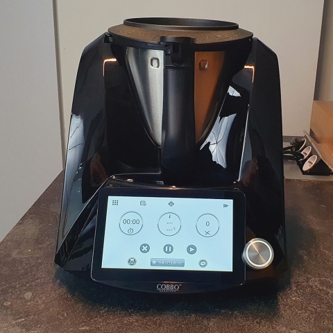Robot kuchenny COBBO 7 - Black Robot kuchenny COBBO 7 - Black