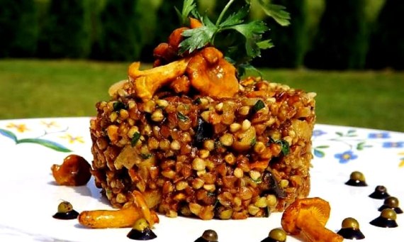 Kaszotto z indykiem, mozzarellą i kurkami
