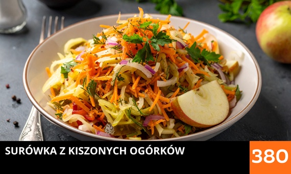 Surówka z kiszonych ogórków