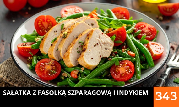 Sałatka z fasolką szparagową i indykiem